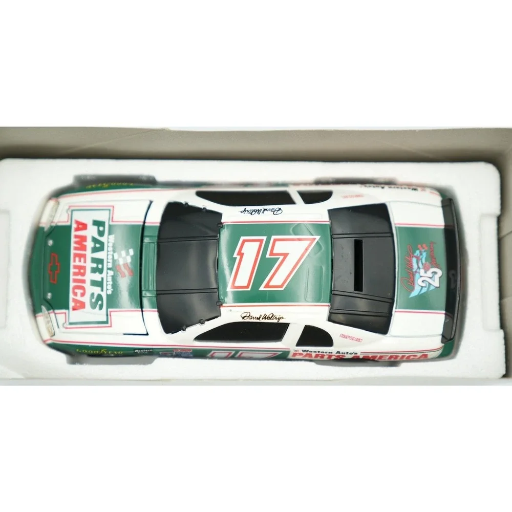 Full 7‐Car Bank Set Darrell Waltrip #17 